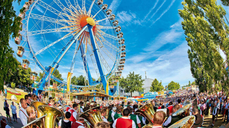 Gäubodenvolksfest Auszug 2024